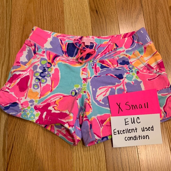 Lilly Pulitzer Pants - Lilly Pulitzer Vina Shorts Size XSmall EUC